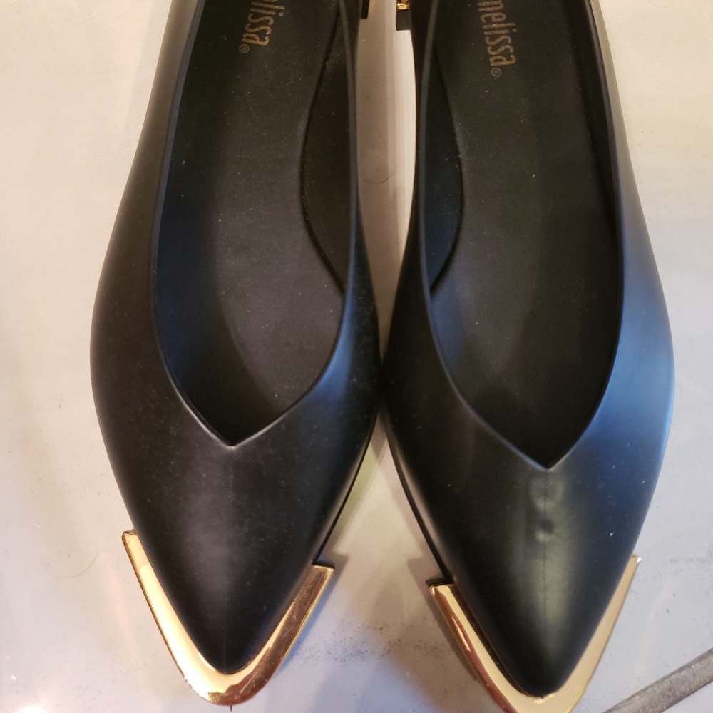 Melissa black flats size 6